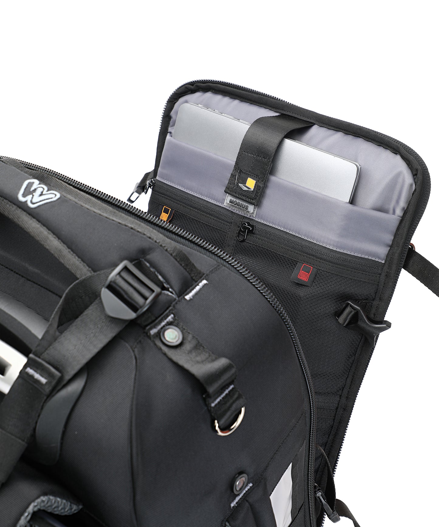 MOBIUS ADAPTER 4 WHEEL DSLR TROLLEY BAG CUM BACKPACK